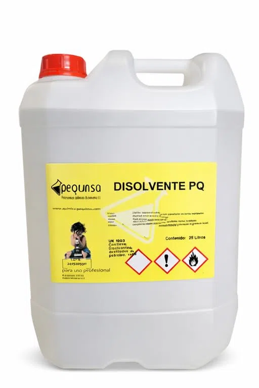 Solvant universel. Emballage de 25 litres.